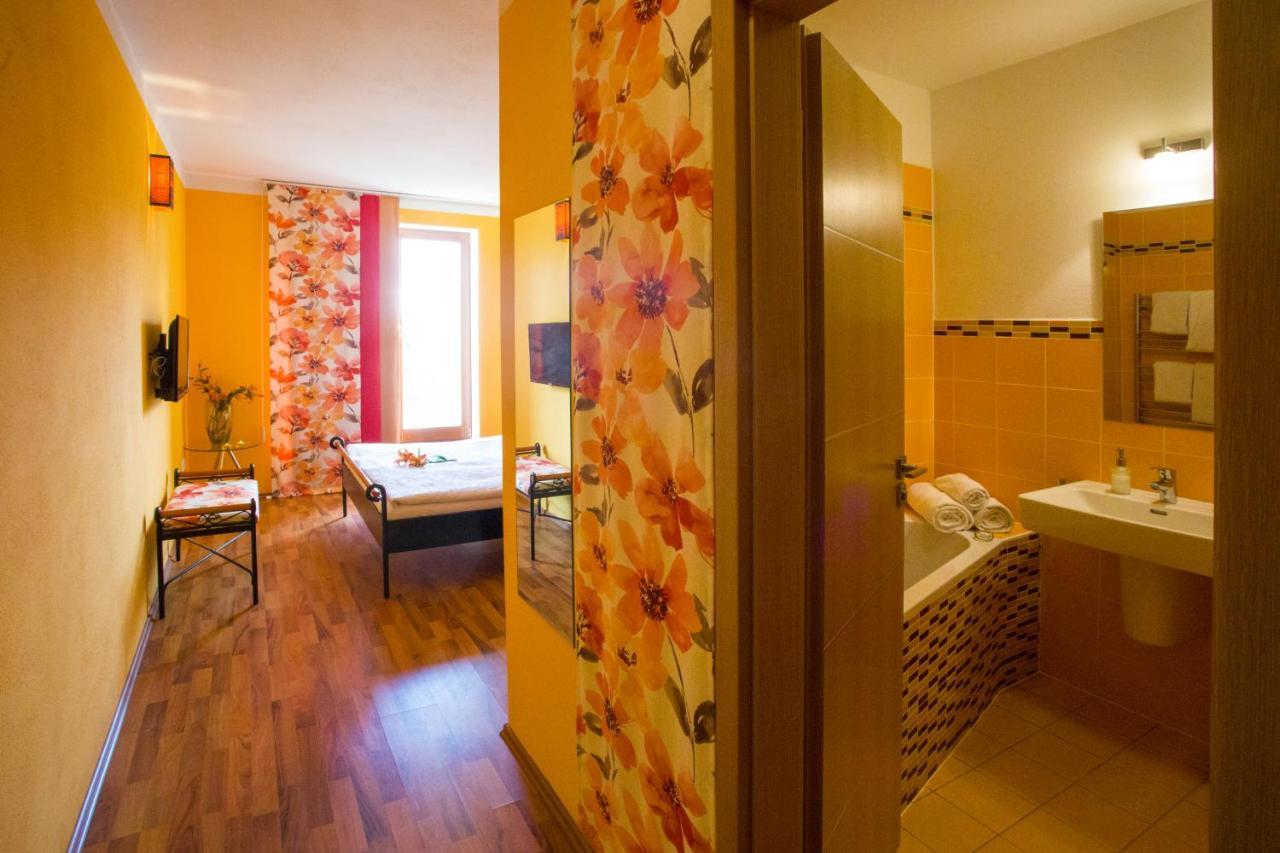 Design Hotel Romantick Třeboň Kültér fotó